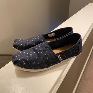 Navy Toms Shoes